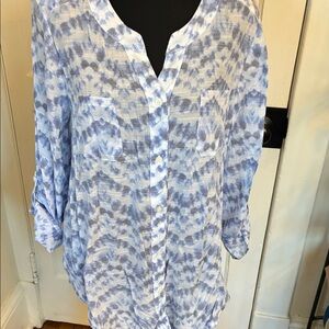 231 AGB Blue Floral Textured Blouse